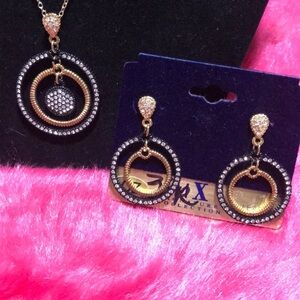 Elegant Gold and Black Circle Earrings and Necklace Set